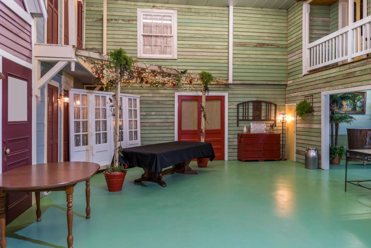 Maison D'Memoire Bed & Breakfast Cottages Rayne Экстерьер фото